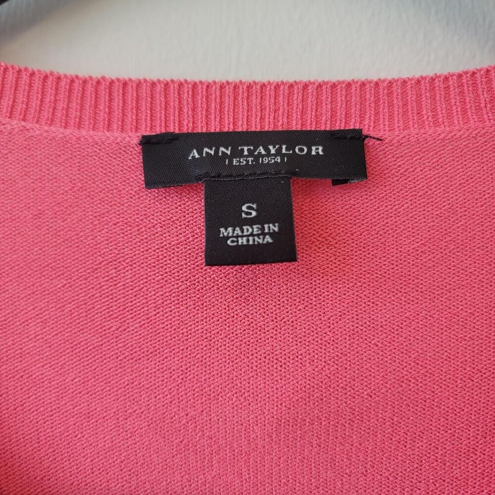 Ann Taylor Pink Knit Cardigan Classic Preppy Size S - Picture 3 of 8
